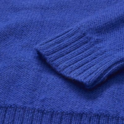 AIAYU Juna Sweater - Electric Blue Close Up