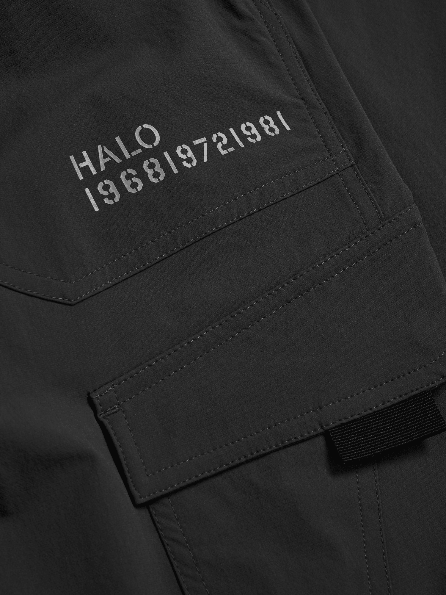 HALO Trail Pants - Black Close Up