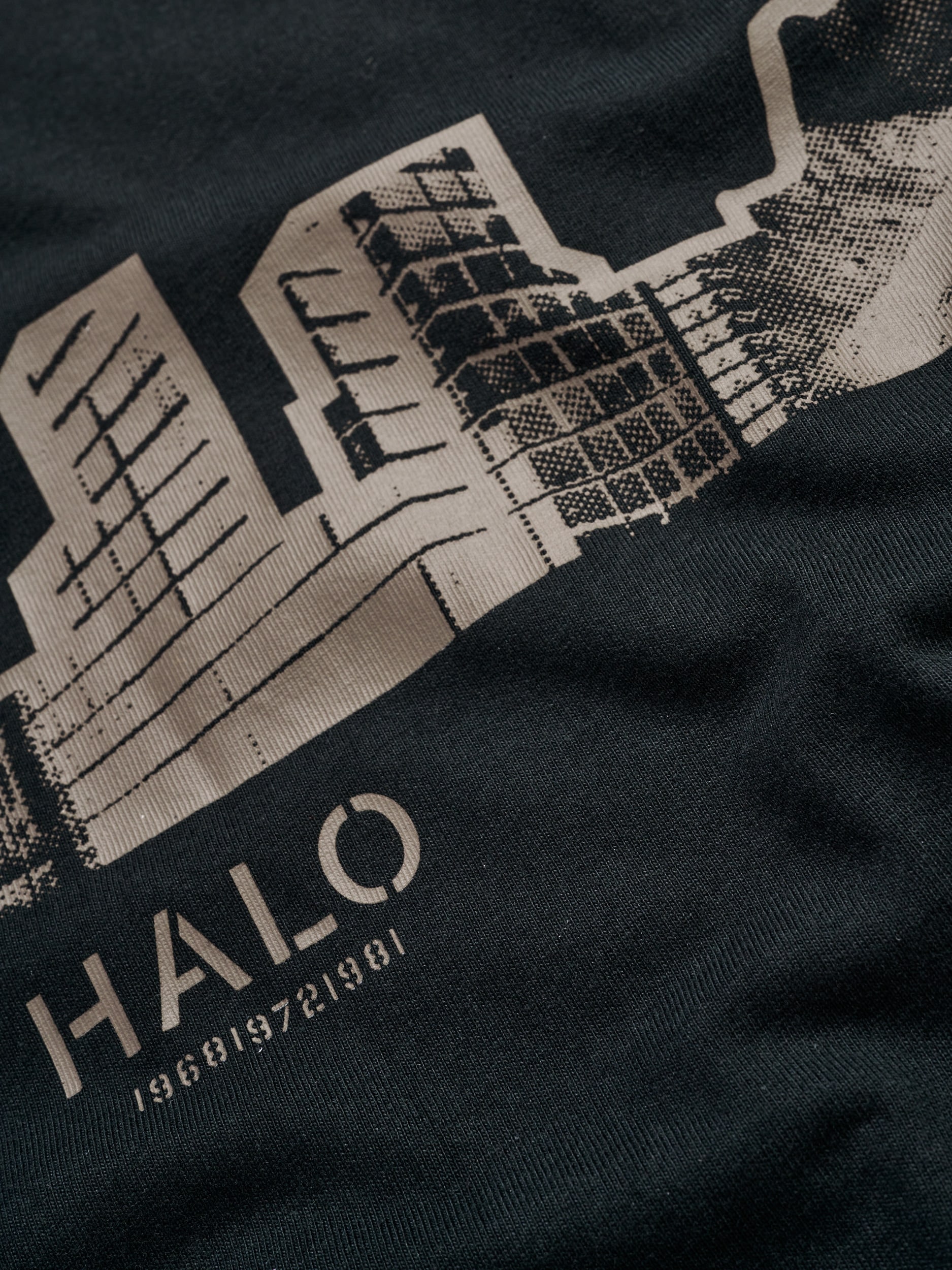HALO Off Duty T-Shirt - Black Details